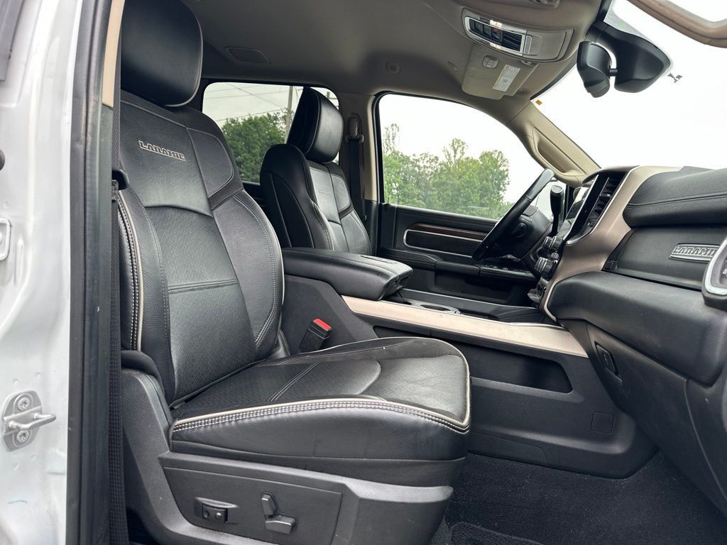 2022 Ram 3500 Laramie Level A DRW - 23058795 - 29