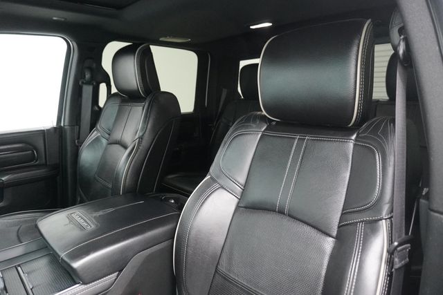 2022 Ram 3500 Limited 4x4 Crew Cab 8' Box - 23027044 - 10