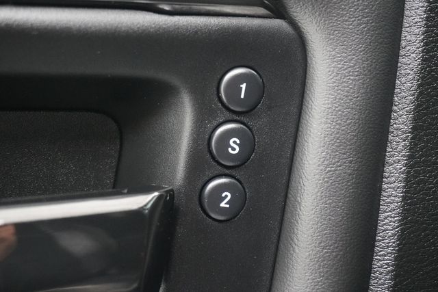 2022 Ram 3500 Limited 4x4 Crew Cab 8' Box - 23027044 - 16