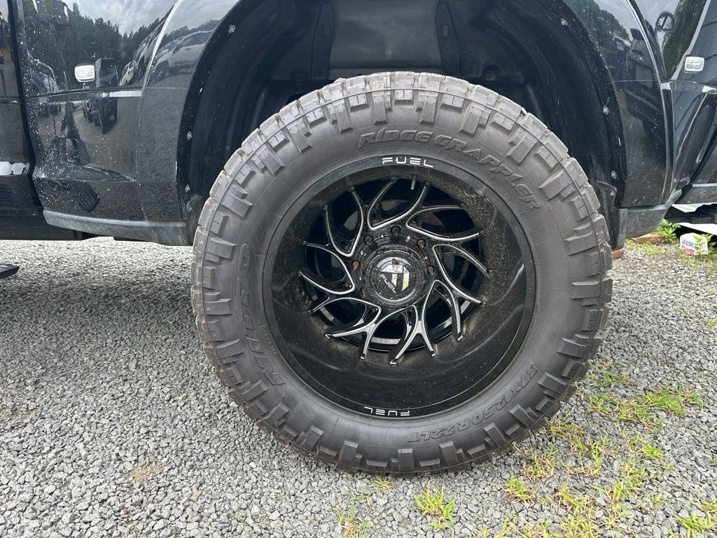 2022 Ram 3500 Limited 4x4 Mega Cab 6'4" Box - 23070080 - 10