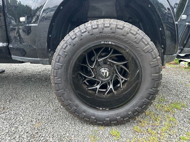 2022 Ram 3500 Limited 4x4 Mega Cab 6'4" Box - 23070080 - 10