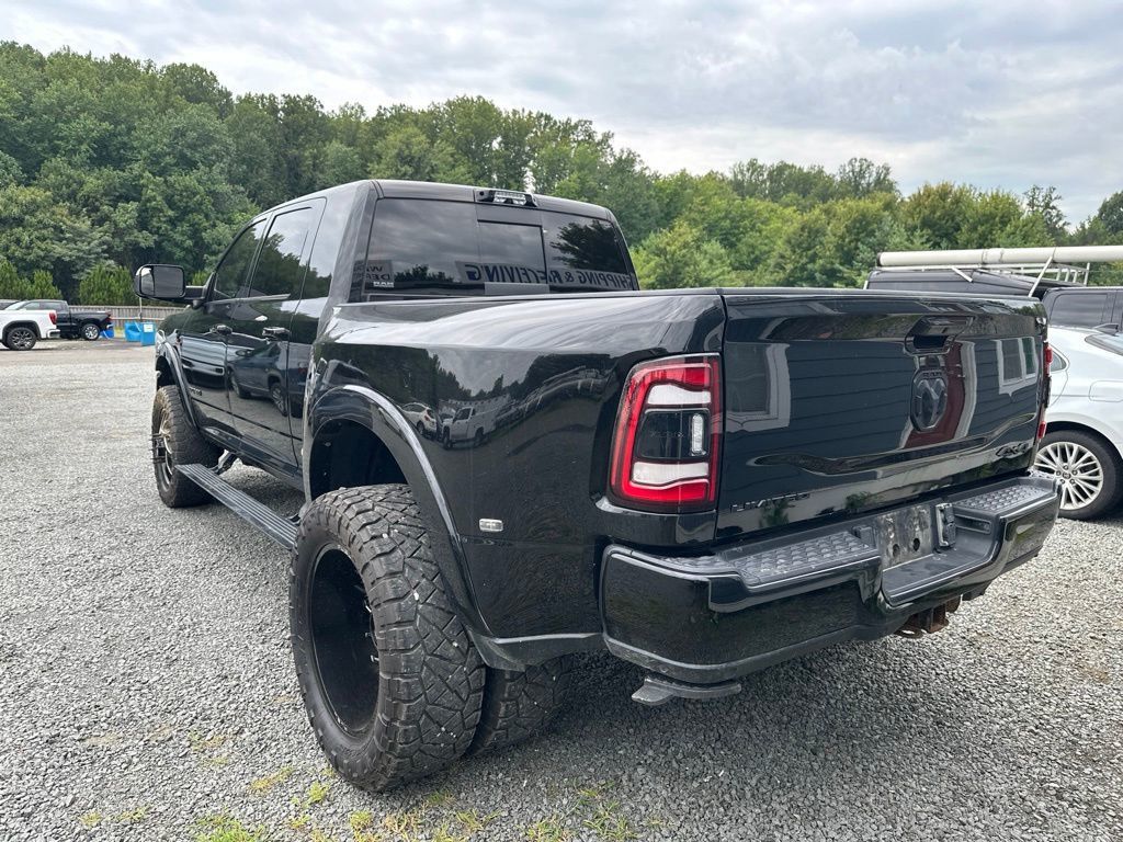 2022 Ram 3500 Limited 4x4 Mega Cab 6'4" Box - 23070080 - 11
