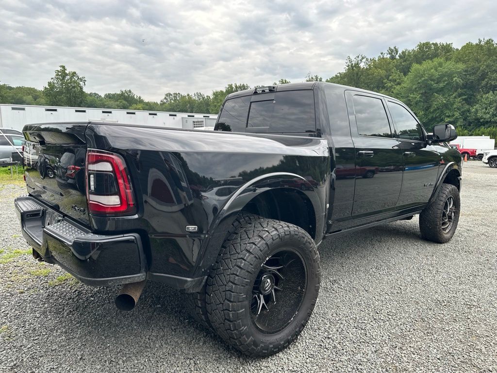 2022 Ram 3500 Limited 4x4 Mega Cab 6'4" Box - 23070080 - 16