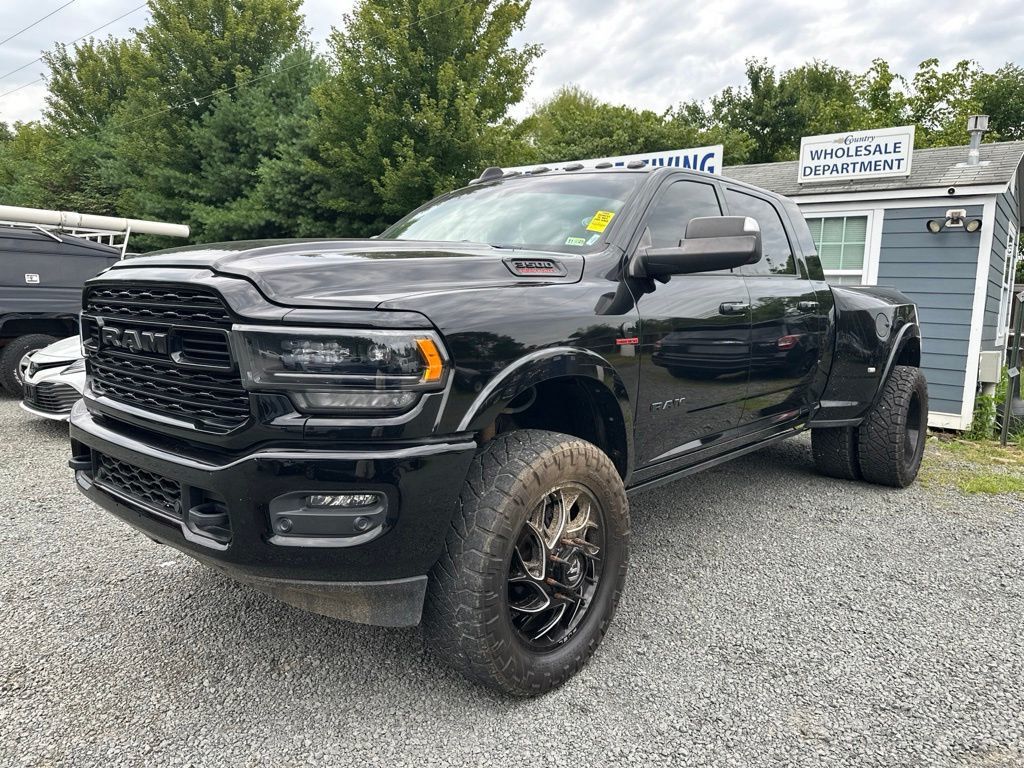 2022 Ram 3500 Limited 4x4 Mega Cab 6'4" Box - 23070080 - 3