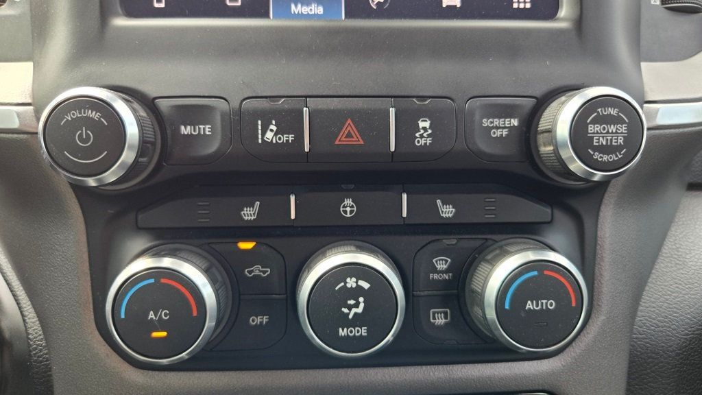 2022 Ram 3500 Lone Star Level C  - 22926080 - 19