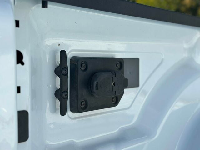 2022 Ram 3500 Tradesman 4x4 Crew Cab 8' Box - 22933675 - 8