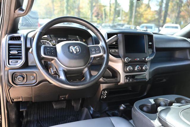 2022 Ram 3500 Tradesman 4x4 Crew Cab 8' Box with Uconnect 5 8.4'' Touchscreen - 22936597 - 11