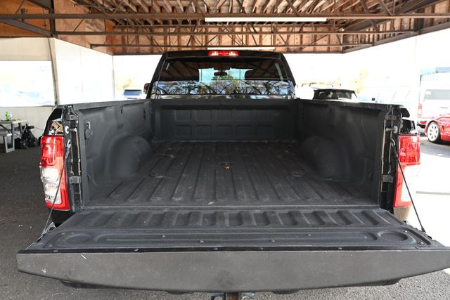 2022 Ram 3500 Tradesman 4x4 Crew Cab 8' Box with Uconnect 5 8.4'' Touchscreen - 22936597 - 20