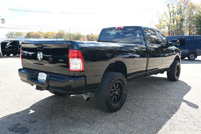 2022 Ram 3500 Tradesman 4x4 Crew Cab 8' Box with Uconnect 5 8.4'' Touchscreen - 22936597 - 4