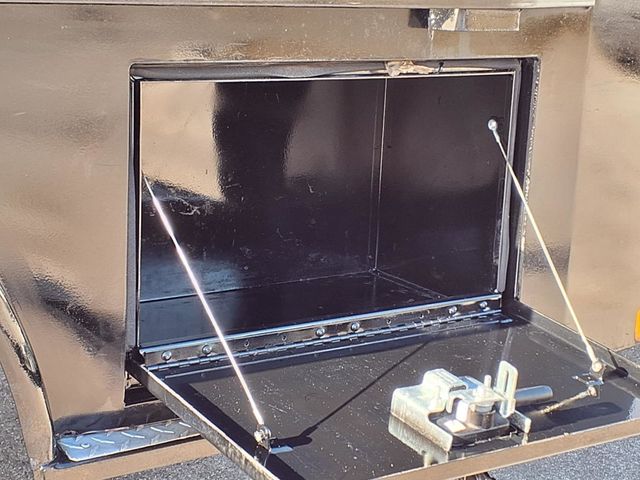 2022 Ram 3500 Chassis Cab CC 9' Flatbed - 22977502 - 25