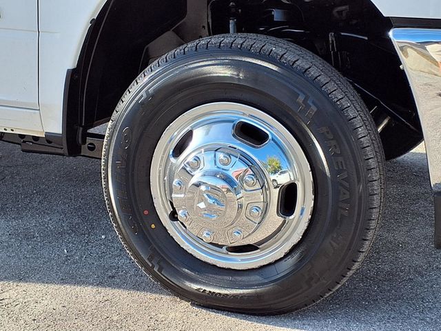 2022 Ram 3500 Chassis Cab CC 9' Flatbed - 22977502 - 35