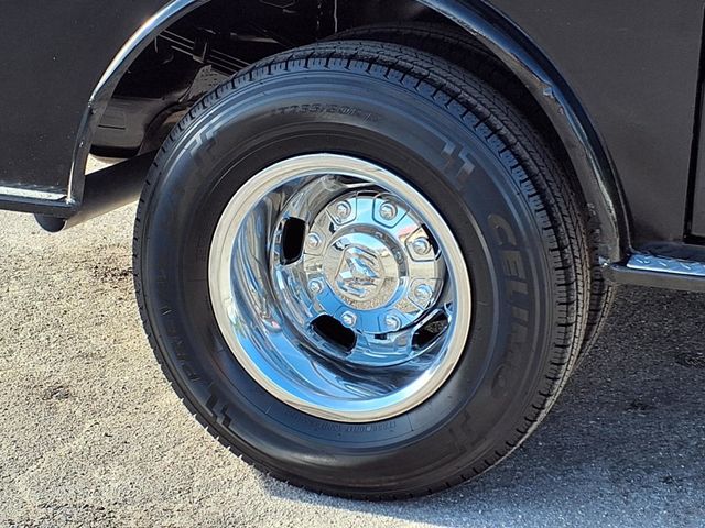 2022 Ram 3500 Chassis Cab CC 9' Flatbed - 22977502 - 37