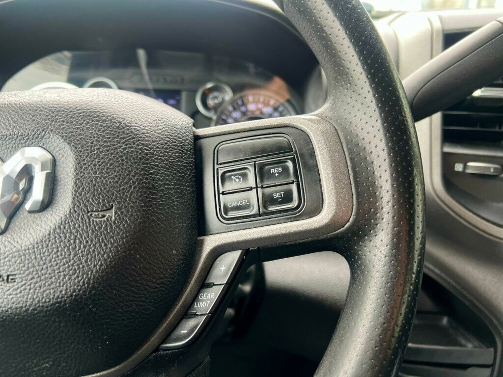 2022 Ram 3500 Chassis Cab Tradesman 4WD Crew Cab 60" CA 172.4" WB - 22980562 - 17