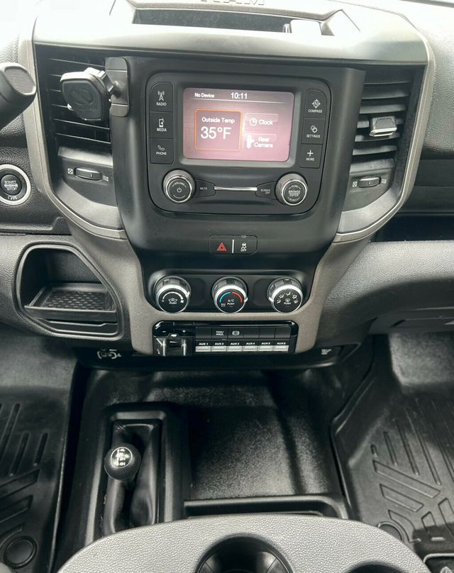 2022 Ram 3500 Chassis Cab Tradesman 4WD Crew Cab 60" CA 172.4" WB - 22980562 - 23