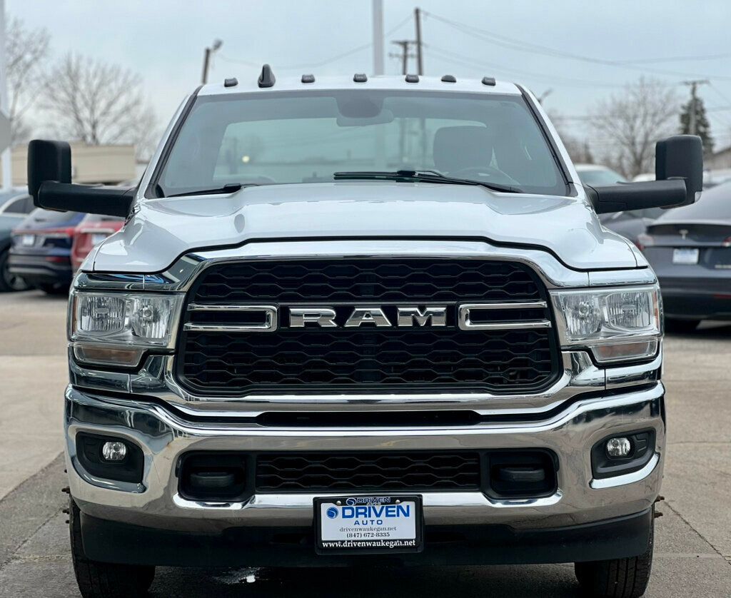 2022 Ram 3500 Chassis Cab Tradesman 4WD Crew Cab 60" CA 172.4" WB - 22980562 - 32