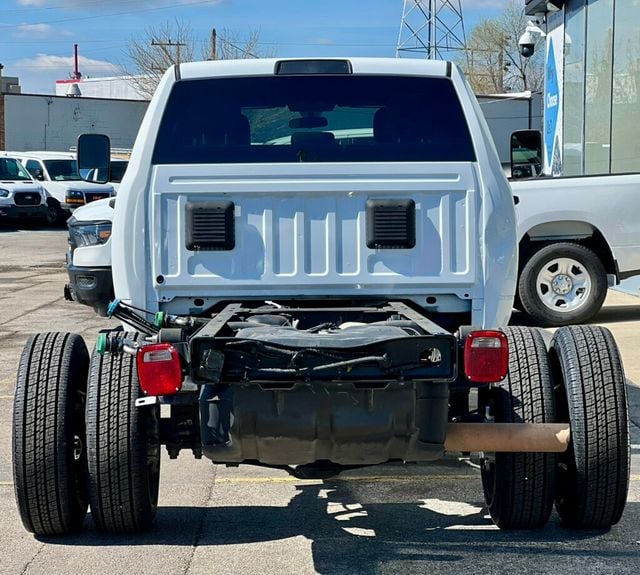 2022 Ram 3500 Chassis Cab Tradesman 4WD Crew Cab 60" CA 172.4" WB - 23011766 - 4