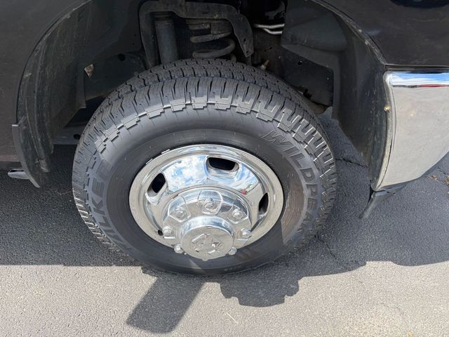 2022 Ram 3500 Chassis Cab Tradesman 4WD Reg Cab 84" CA 167.5" WB - 23041649 - 1