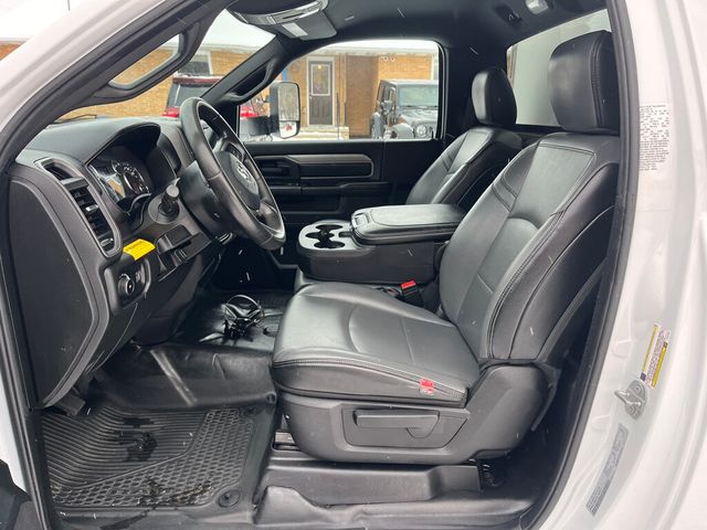 2022 Ram 4500 Chassis Cab ONE OWNER - CLEAN CARFAX Box Truck Cube  - 22974914 - 40