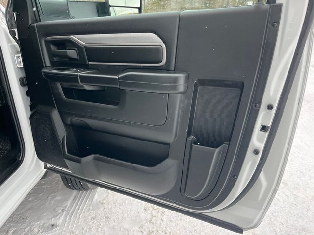 2022 Ram 4500 Chassis Cab ONE OWNER - CLEAN CARFAX Box Truck Cube  - 22974914 - 56