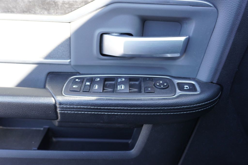 2022 Ram 4500 Chassis Cab SLT - 22997130 - 27