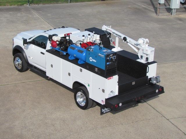 2022 RAM 5500 Mechanics Service Truck 4x4 - 21210599 - 1