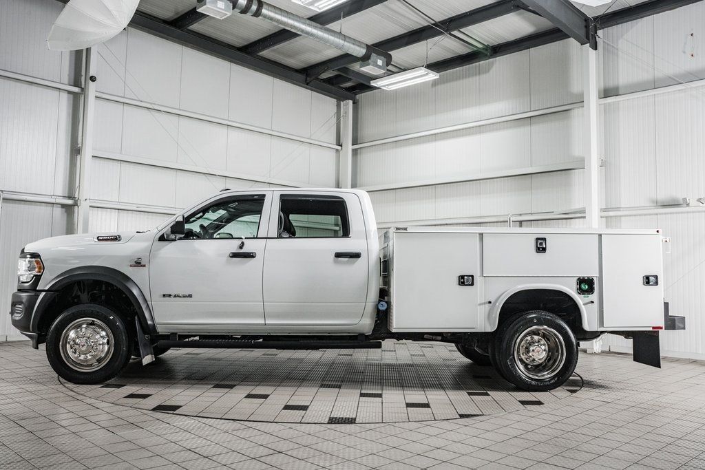 2022 Ram 5500 Chassis Cab 5500 CREW 4X4 * 6.7 CUMMINS * KNAPHEIDE UTILITY * 1 OWNER - 22591050 - 3