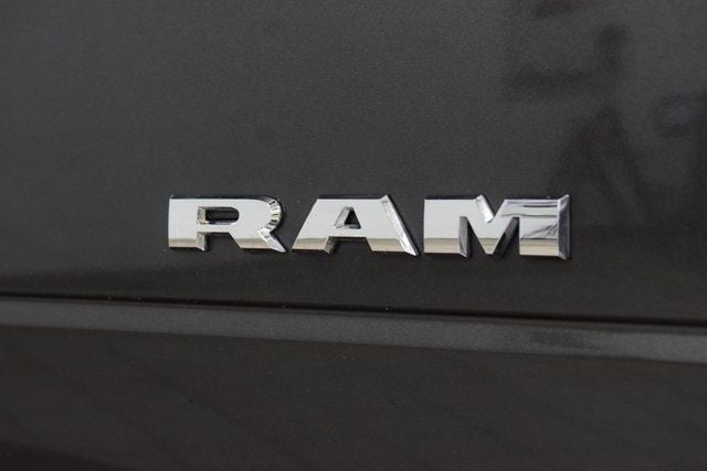 2022 Ram 5500 Chassis Cab 5500 CREW LARAMIE 4X4 * CUMMINS * 11' FLATBED W/ AUX TANK - 22955173 - 11