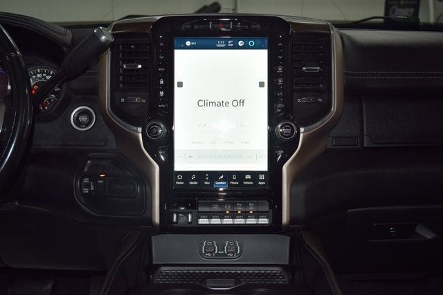 2022 Ram 5500 Chassis Cab 5500 CREW LARAMIE 4X4 * CUMMINS * 11' FLATBED W/ AUX TANK - 22955173 - 24