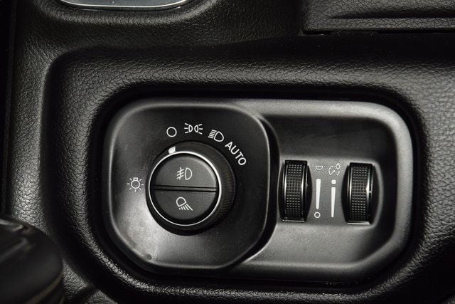 2022 Ram 5500 Chassis Cab 5500 CREW LARAMIE 4X4 * CUMMINS * 11' FLATBED W/ AUX TANK - 22955173 - 33