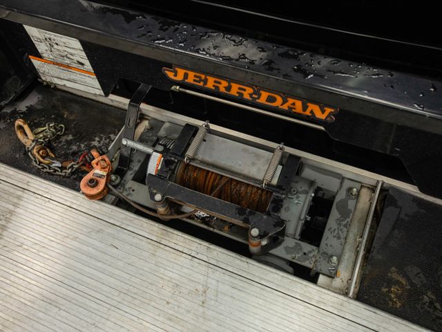 2022 Ram 5500 Chassis Cab Jerr-Dan Custom Carrier - 23015292 - 34