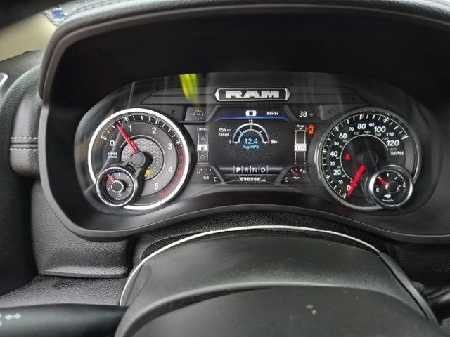 2022 Ram 5500 Chassis Cab Laramie 4x4 Crew Cab 84" CA 197.4" WB - 22955173 - 9