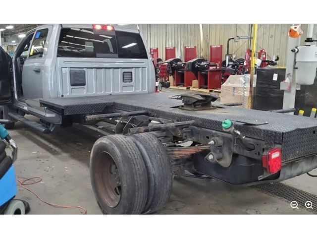 2022 Ram 5500 Chassis Cab Tradesman 4x4 Crew Cab 84" CA 197.4" WB - 22976953 - 3