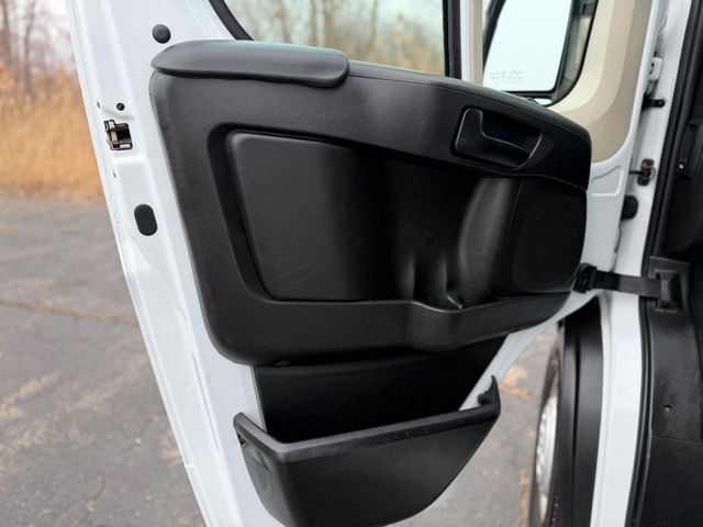 2022 Ram ProMaster Cargo Van 2500 High Roof 159" WB - 22993115 - 17