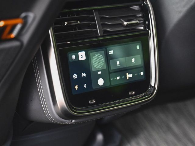 2022 Rivian R1S Launch Edition - 23006681 - 31