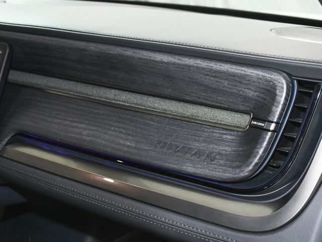 2022 Rivian R1S Launch Edition - 23006681 - 59