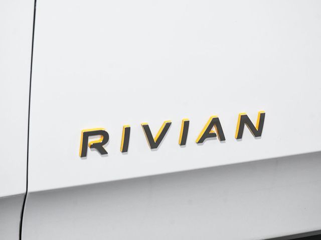2022 Rivian R1S Launch Edition - 23006681 - 86