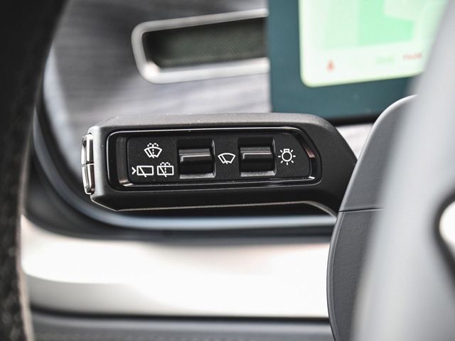 2022 Rivian R1S Launch Edition - 22848840 - 22