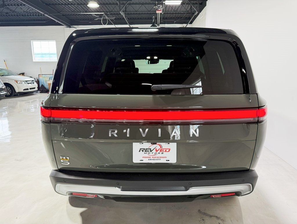 2022 Rivian R1S Launch Edition photo 6