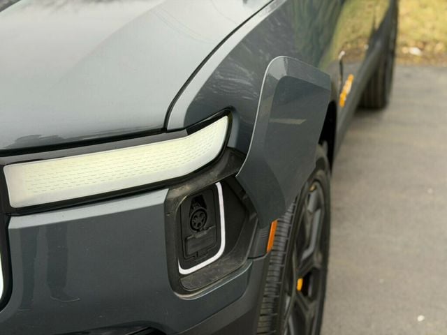 2022 Rivian R1S Launch Edition AWD - 22997804 - 1