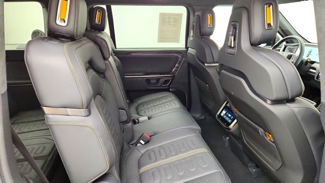 2022 Rivian R1S Launch Edition AWD - 23099932 - 22