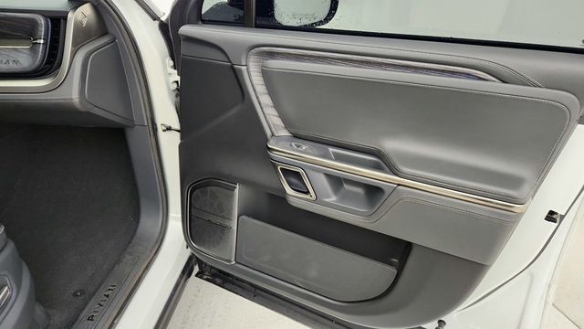 2022 Rivian R1S Launch Edition AWD - 22948576 - 27