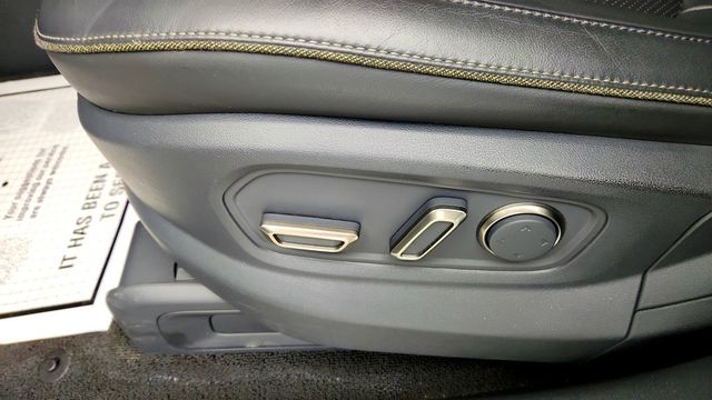 2022 Rivian R1S Launch Edition AWD - 23099940 - 11