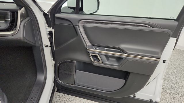 2022 Rivian R1S Launch Edition AWD - 23099940 - 27