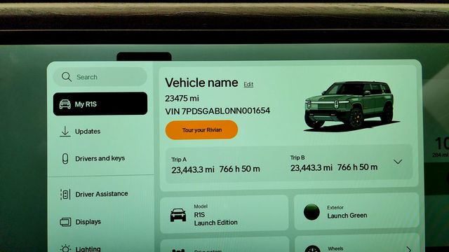 2022 Rivian R1S Launch Edition AWD - 23100904 - 15