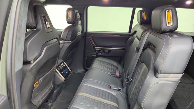 2022 Rivian R1S Launch Edition AWD - 23100904 - 21