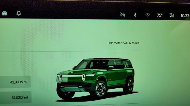 2022 Rivian R1S Launch Edition AWD w/ Large Pack Battery - 23081755 - 14