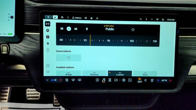 2022 Rivian R1S Launch Edition AWD w/ Large Pack Battery - 23081755 - 17