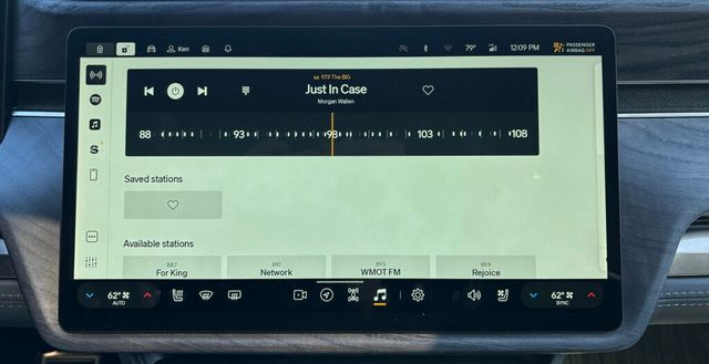 2022 Rivian R1T 2022 RIVIAN R1T LAUNCH EDITION - 22931481 - 30