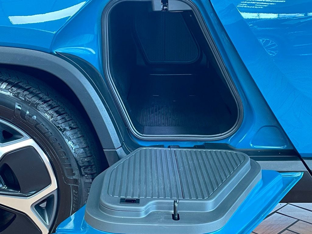 2022 Rivian R1T Adventure Package AWD - 23016965 - 15