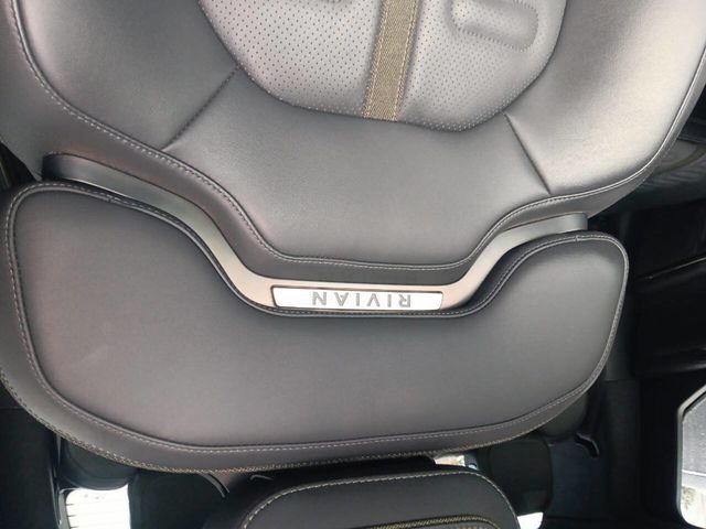 2022 Rivian R1T Adventure Package AWD - 22957496 - 9